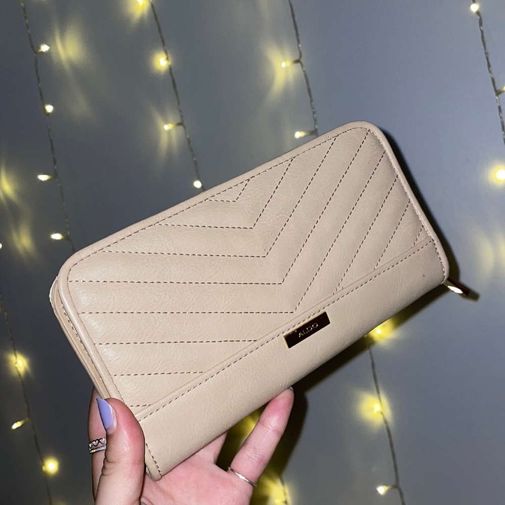 NEW with tag ALDO wallet